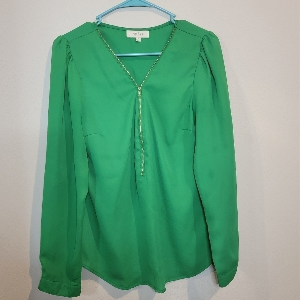 UMGEE Green‎ Zip up Blouse.